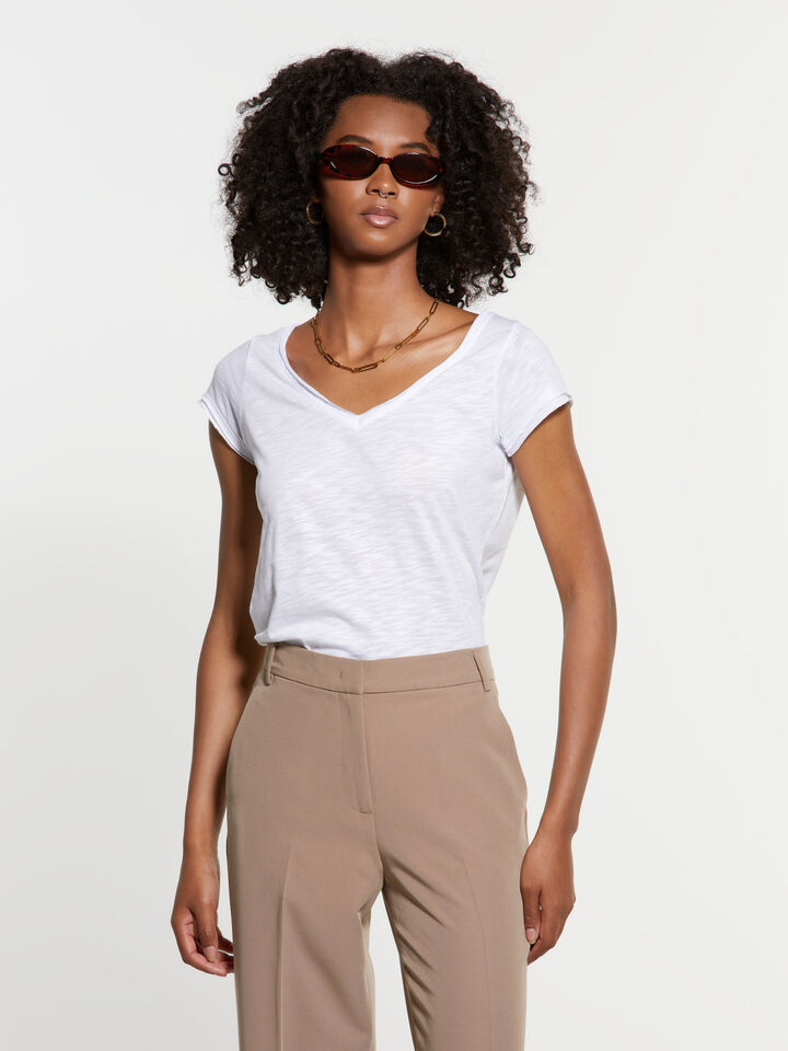 White V-neck t-shirt - women's short sleeve t-shirts - White | Sisley image number 3